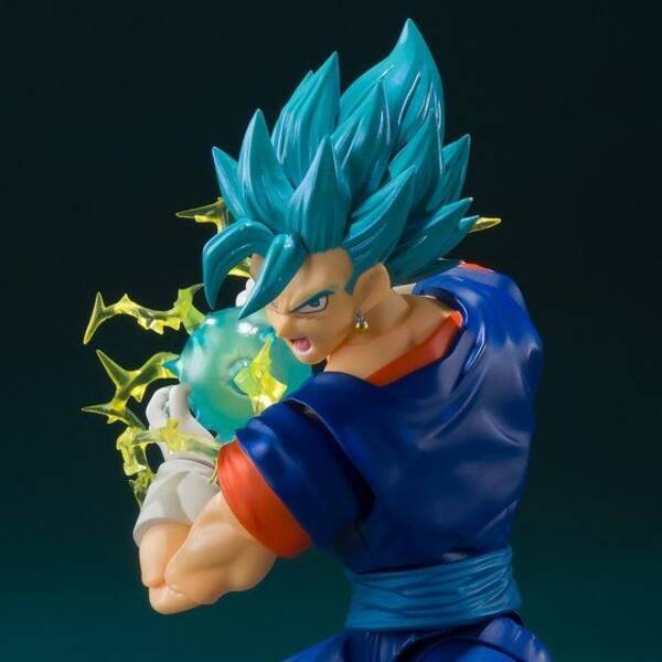 ドラゴンボール超 ベジットがフィギュア化 神を超越する究極の融合 を見よ 年4月8日 エキサイトニュース