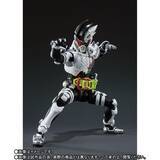 「“ 宝生永夢ゥ！”「仮面ライダーゲンム」ゲーマードライバーを装備した姿で立体化」の画像2