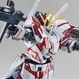 「「機動戦士ガンダムNT」ナラティブ（C装備）、“チタニウム加工”でHGガンプラ化！ 高級感＆重厚感漂う仕上がりに」の画像1