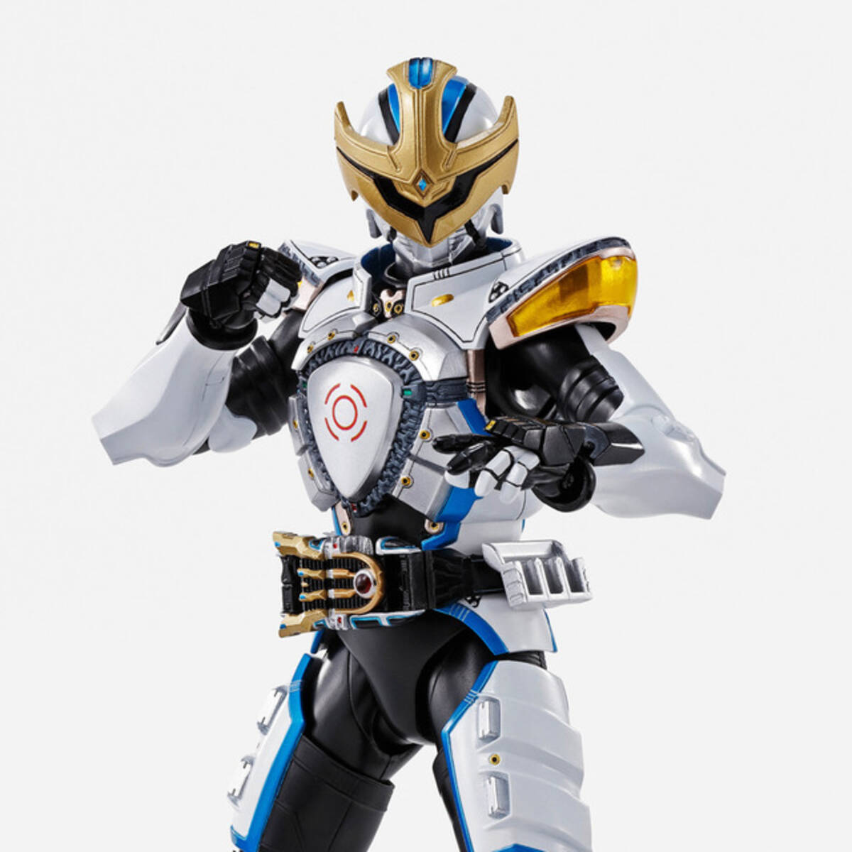 仮面ライダーキバ その命 神に返しなさい 仮面ライダーイクサのアクションフィギュアが登場 年5月25日 エキサイトニュース