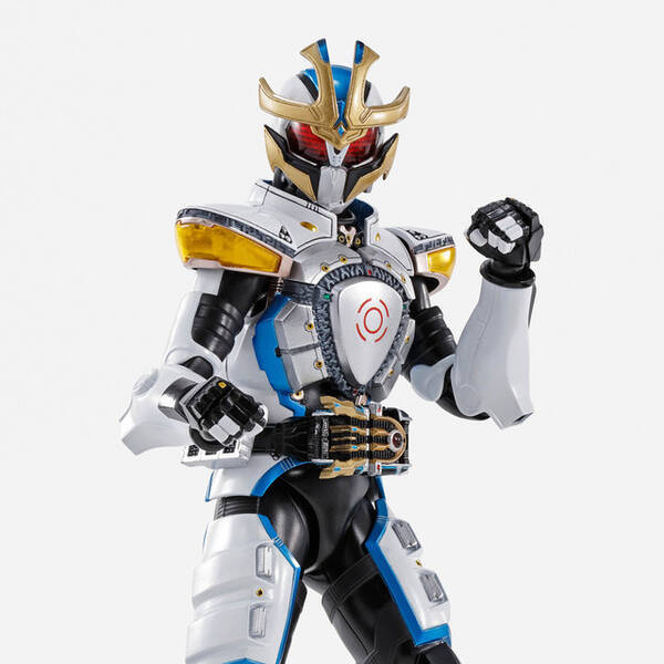 仮面ライダーキバ その命 神に返しなさい 仮面ライダーイクサのアクションフィギュアが登場 年5月25日 エキサイトニュース