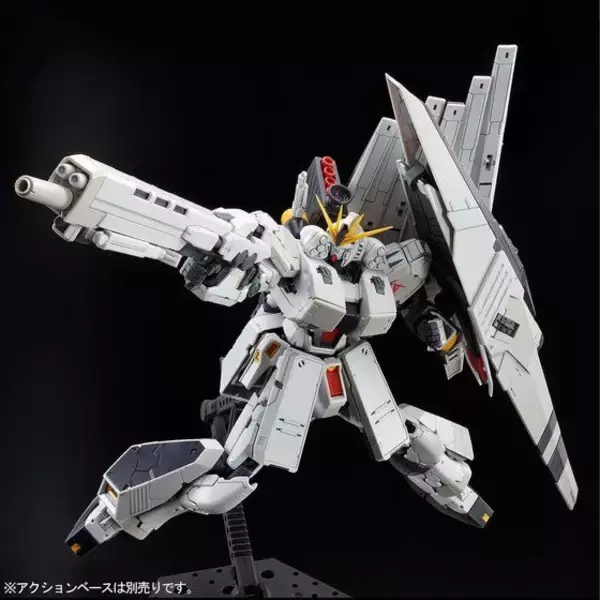 「ガンダム」νガンダム、重武装形態“HWS”がRGでガンプラ化！ 圧倒的火力を感じさせるディティールに注目
