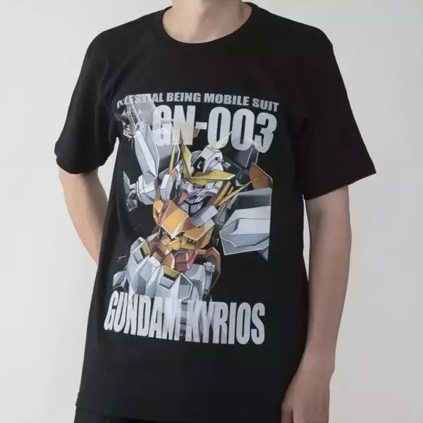 「「機動戦士ガンダム00」インパクト抜群のフルカラーTシャツ第1弾は、エクシア、デュナメスら4種が登場！」の画像