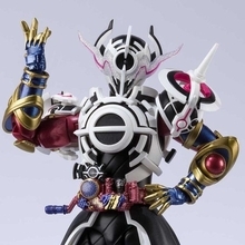 「仮面ライダービルド」仮面ライダーエボルが完全体の姿で立体化！ 魅力を忠実に再現