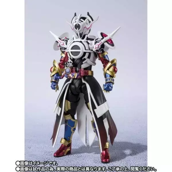 「「仮面ライダービルド」仮面ライダーエボルが完全体の姿で立体化！ 魅力を忠実に再現」の画像