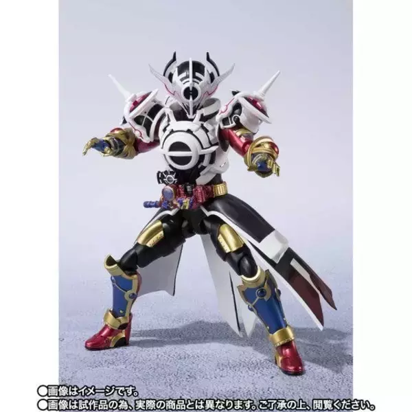 「「仮面ライダービルド」仮面ライダーエボルが完全体の姿で立体化！ 魅力を忠実に再現」の画像