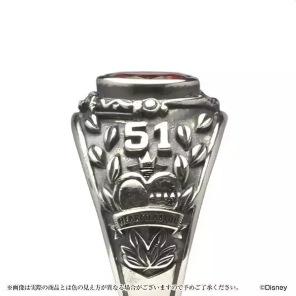 「「ディズニー ツイステ」鏡とハーツラビュル、イグニハイドなど寮をイメージした高級感溢れるリング＆ネックレスが登場」の画像