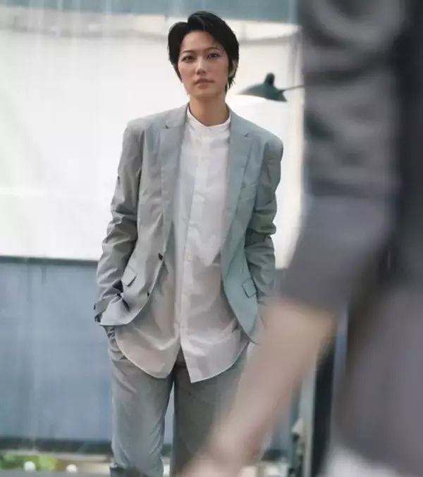 七海ひろき“お兄様”が魅せるエモーショナルな日常とは…「CanCam」連載スタート