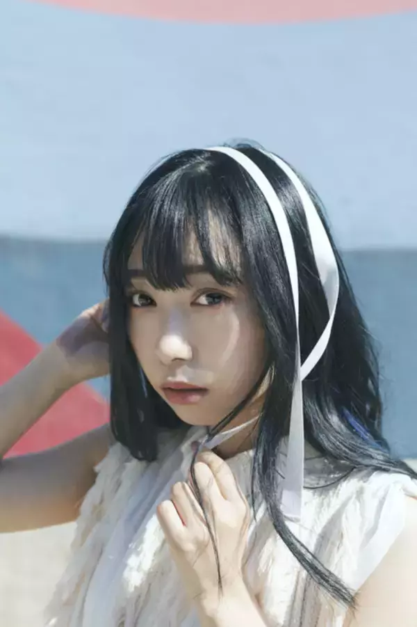 「ラブライブ！」Aqours声優・小林愛香、2021年カレンダー発売！ 「いつもより、ちょっと大人っぽい表情も」