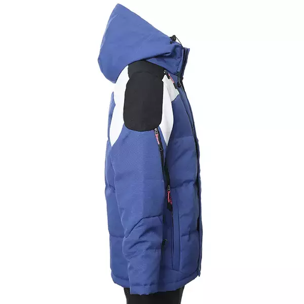 「「魔法少女リリカルなのは」防寒性能“フォーミュラII”級！ ブルゾンや、ブレスレットが登場」の画像