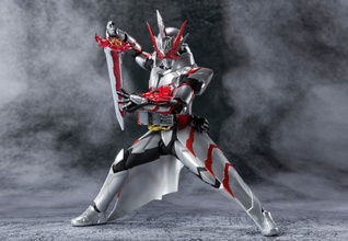 「仮面ライダーセイバー」“すなわち、ド強い！” ドラゴニックナイトのフィギュアが登場