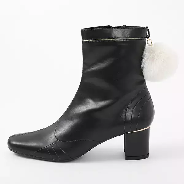 「「刀剣乱舞」鳴狐、厚藤四郎、乱藤四郎、平野藤四郎ら四振りが上品なシューズとなって登場！ 普段使い◎」の画像