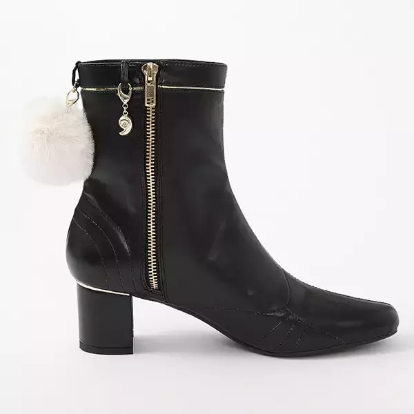 「「刀剣乱舞」鳴狐、厚藤四郎、乱藤四郎、平野藤四郎ら四振りが上品なシューズとなって登場！ 普段使い◎」の画像