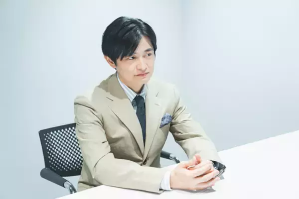 「「声優と夜あそび2021」火曜MC下野紘が明かす、相方・内田真礼への思い “戦いつつも、見守っていきたい”【インタビュー】」の画像