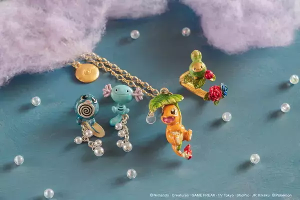 「「ポケモン」アクセサリーが登場！ エーフィ＆ブラッキーがブローチ、ヒトカゲがネックレスに♪」の画像