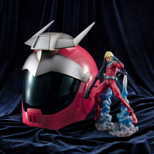 「ガンダム」シャアの“ノーマルスーツ専用ヘルメット”が1/1スケールでグッズ化！ リアルさにこだわった造形を見よ