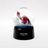 「「ガンダム」あの名シーンが手のひらに！ シャア専用ズゴックとアッガイの“スノードーム”登場」の画像5