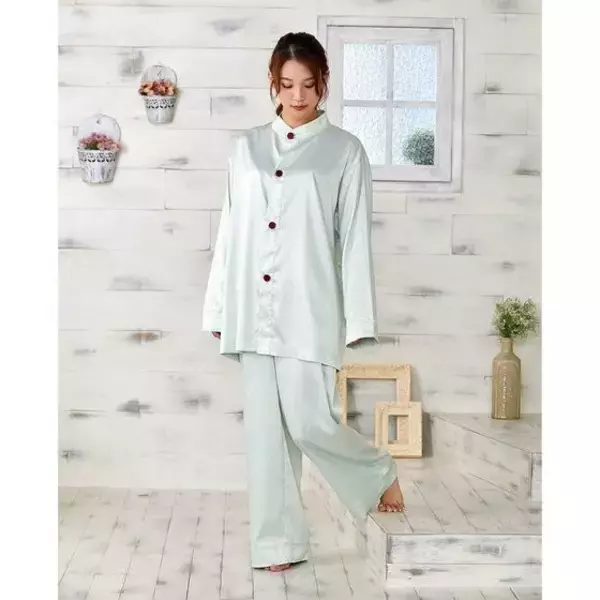 「「鬼滅の刃」炭治郎、煉獄さんとおそろコーデ！おうちで楽しめるアパレルアイテムをご紹介」の画像