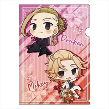 「東リベ」マイキーやドラケンをスーツ姿でデフォルメ♪ スクエア缶バッジ＆クリアファイル登場