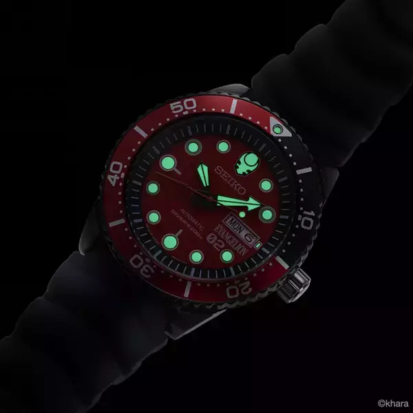 「ロンギヌスの槍が秒針に！「エヴァンゲリオン」×SEIKO、2号機の世界観を落とし込んだコラボモデル第2弾が400本限定発売」の画像