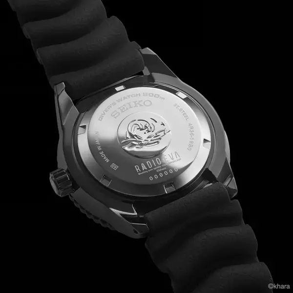 「ロンギヌスの槍が秒針に！「エヴァンゲリオン」×SEIKO、2号機の世界観を落とし込んだコラボモデル第2弾が400本限定発売」の画像