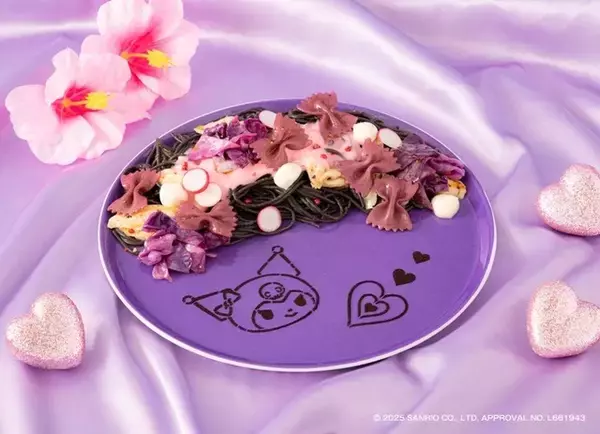 「「サンリオ」クロミがギャルに!?  Y2Kをイメージしたイマドキファッション、ムラサキ×ピンクがカワイイ♪テーマカフェ開催」の画像