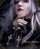 「「ローゼンメイデン」ファン必見！水銀燈・真紅・雪華綺晶をイメージしたラグジュアリーな「MAYLA」コラボグッズ登場♪ ヘアオブジェ＆バッグチャームの予約は2月23日17時まで！」の画像1