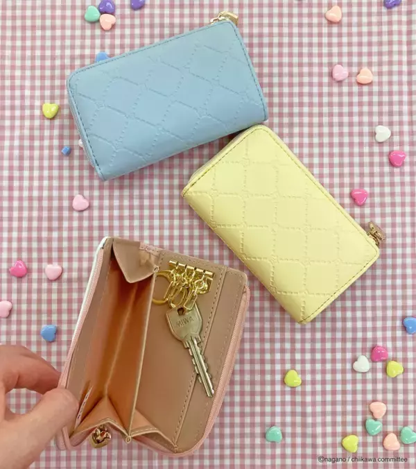 「「ちいかわ」ちいかわ、ハチワレ、うさぎを春のお出かけのお供に♪コイン＆キーケースなど新商品が登場」の画像