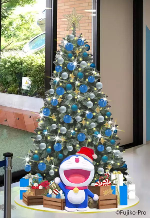 「ドラえもんのクリスマスツリー♪「サンタメール」は1話丸ごと原画展示！クリスマスムードの「藤子・F・不二雄ミュージアム」」の画像