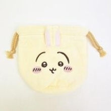 「ちいかわ」うさぎやモモンガたちの愛らしい表情をデザイン♪ふわふわ素材のフェイス巾着が登場