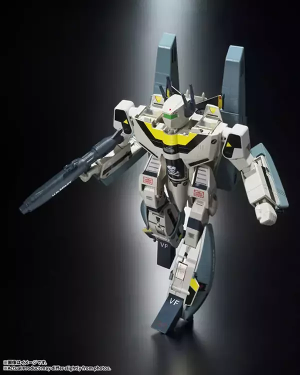 復活！「マクロス」“オリジン”バルキリー第2弾はロイ・フォッカースペシャル！“マニュアル大事にしてる奴は…早死にするぞ！”
