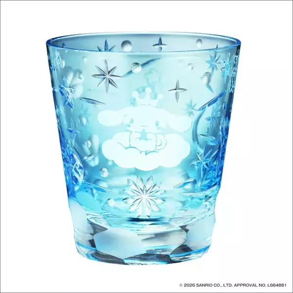 キラキラ光るシナモンが眩しい…！「サンリオ」シナモロールがデザインされた限定500個の江戸切子グラス登場