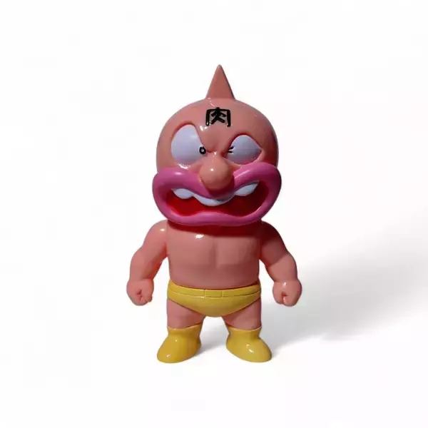 「「キン肉マン」熱狂、再び！アパレルやフィギュア計300点以上のグッズ販売!! 等身大フィギュアのフォトスポットも【京王百貨店「キン肉マンFESTIVAL」】」の画像