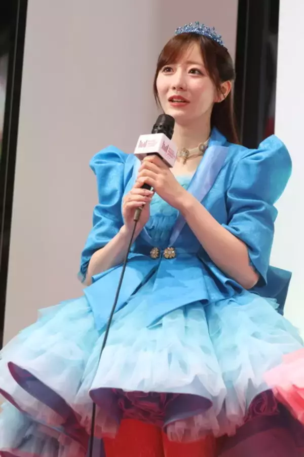 「FRUITS ZIPPER　KAWAII炸裂！ レッドカーペット＆授賞フォト満載！ 「MUSIC AWARDS JAPAN 2026」で喜びのコメントも」の画像