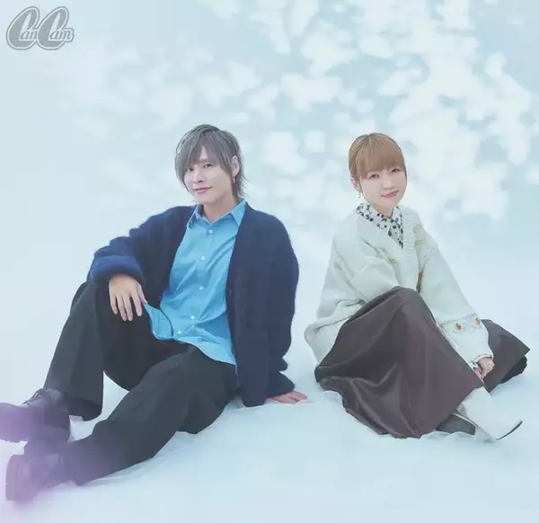 「冬アニメ「葬送のフリーレン」フリーレンとヒンメルがペアコーデで「CanCam」表紙に登場！声を演じる種崎敦美＆岡本信彦のスペシャル対談も」の画像