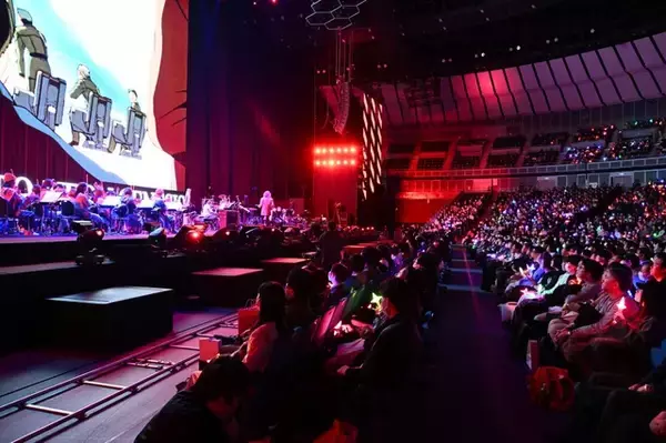 「「エヴァフェス」会場限定上映の短編アニメにファン大熱狂！鷺巣詩郎率いるフルオケで高橋洋子＆林原めぐみのソロ歌唱も【DAY 1コンサート＆特別興行レポ】」の画像