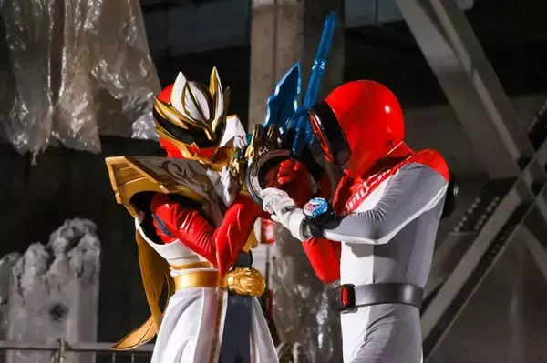 「「ゴジュウジャーVSブンブンジャー」ジュウオウジャー＆ゴーカイジャー＆ボウケンジャーも参戦」の画像