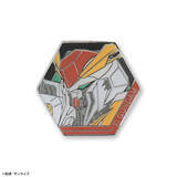 「「ガンダム 閃光のハサウェイ」上映記念アイテムが登場！マフティーやクスィーガンダムのピン、四春モチーフのバッグも！」の画像4