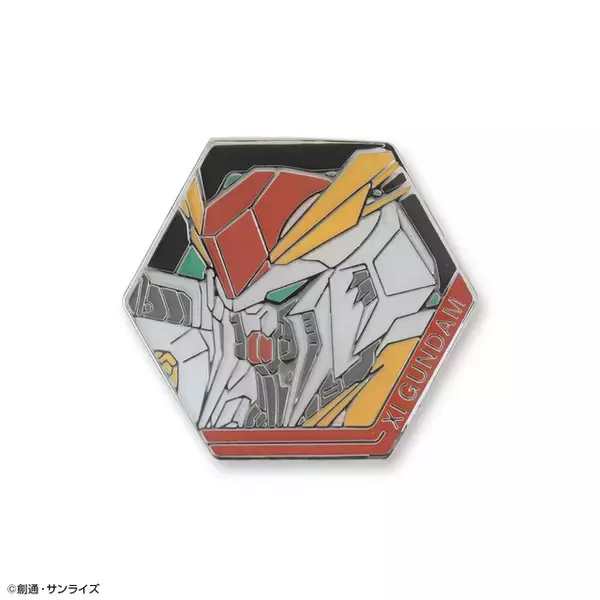 「「ガンダム 閃光のハサウェイ」上映記念アイテムが登場！マフティーやクスィーガンダムのピン、四春モチーフのバッグも！」の画像