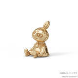 「「ムーミン」リトルミイが、約1cmサイズの18金に♪ おだんご頭もワンピースも再現！100点限定で発売」の画像1