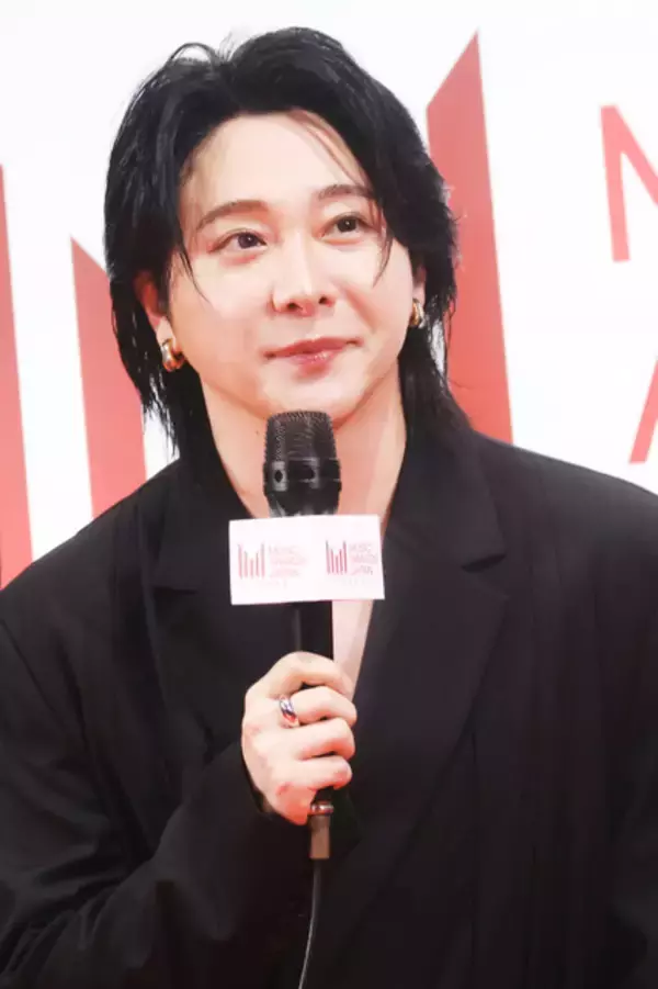 「Mrs. GREEN APPLE 2年連続受賞！レッドカーペット＆授賞フォト公開！「MUSIC AWARDS JAPAN 2026」で喜びのコメントも」の画像
