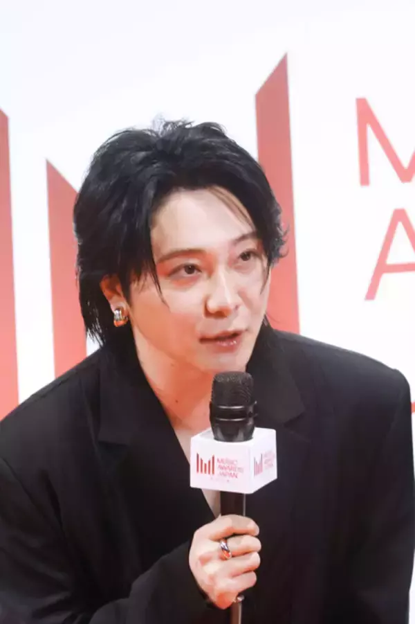 「Mrs. GREEN APPLE 2年連続受賞！レッドカーペット＆授賞フォト公開！「MUSIC AWARDS JAPAN 2026」で喜びのコメントも」の画像