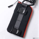 「「ガンダム」シャアをイメージ！“見せてもらおうか。特別仕様の性能とやらを！” コラボバック3種登場」の画像4