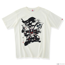 ZZガンダム、キュベレイ、クィン・マンサを躍動感のある筆絵タッチで表現！「ガンダムZZ」放送40周年を記念したTシャツ発売