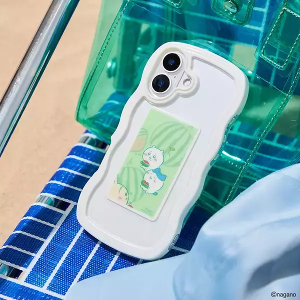 「可愛くて実用性バツグン♪ 「ちいかわ」夏のスマホ利用を快適に！ちいかわデザインの貼って剥がせるスマホ冷却シートが新登場」の画像