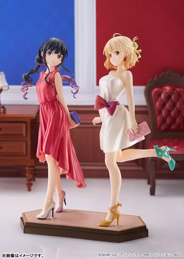 「「リコリコ」千束＆たきな、いつもと一味違う“ドレスアップコーデ”がキュート♪ フィギュアが登場」の画像
