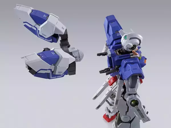 「「ガンダム00」ガンダムデヴァイズエクシア、アクションフィギュア化！ “ダブルドライヴ技術”による強化形態が明らかに」の画像