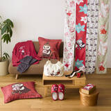 「「ムーミン」リトルミイと新生活の準備を♪ 刺繍トートやのれんが新登場！パジャマや小物アイテムも」の画像3