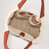 「「ムーミン」リトルミイと新生活の準備を♪ 刺繍トートやのれんが新登場！パジャマや小物アイテムも」の画像4