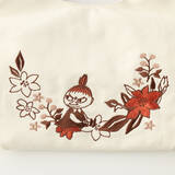 「「ムーミン」リトルミイと新生活の準備を♪ 刺繍トートやのれんが新登場！パジャマや小物アイテムも」の画像5